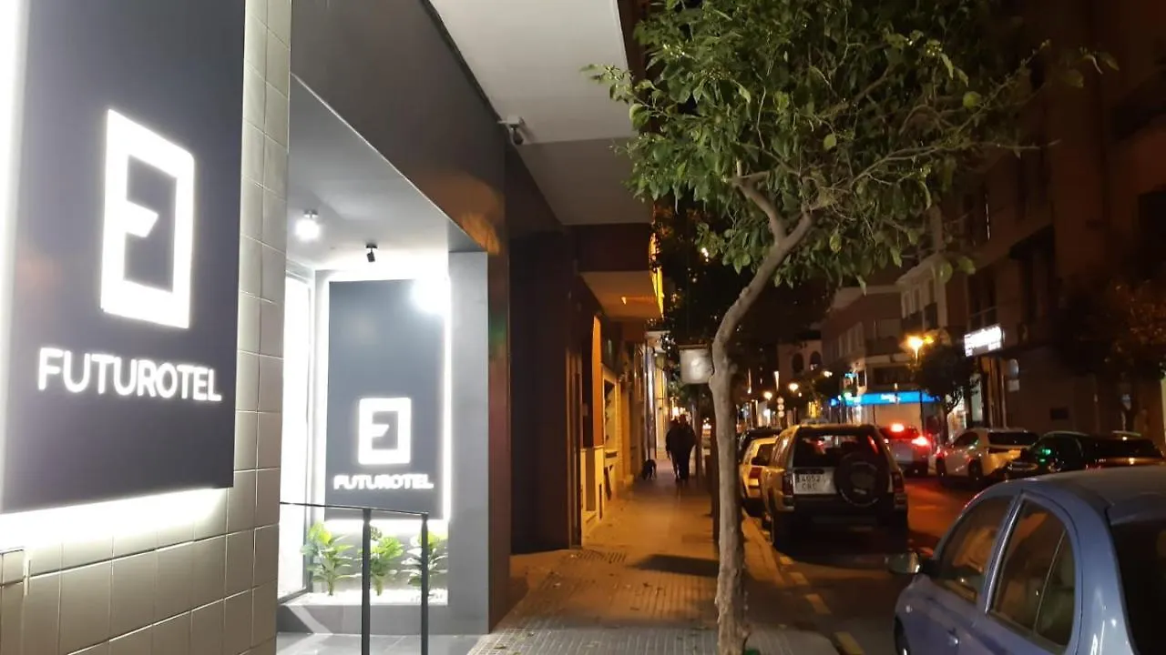 Futurotel Malagueta Beach مالقة فندق-كبسولة